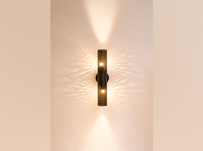 Up&down grilled wall light